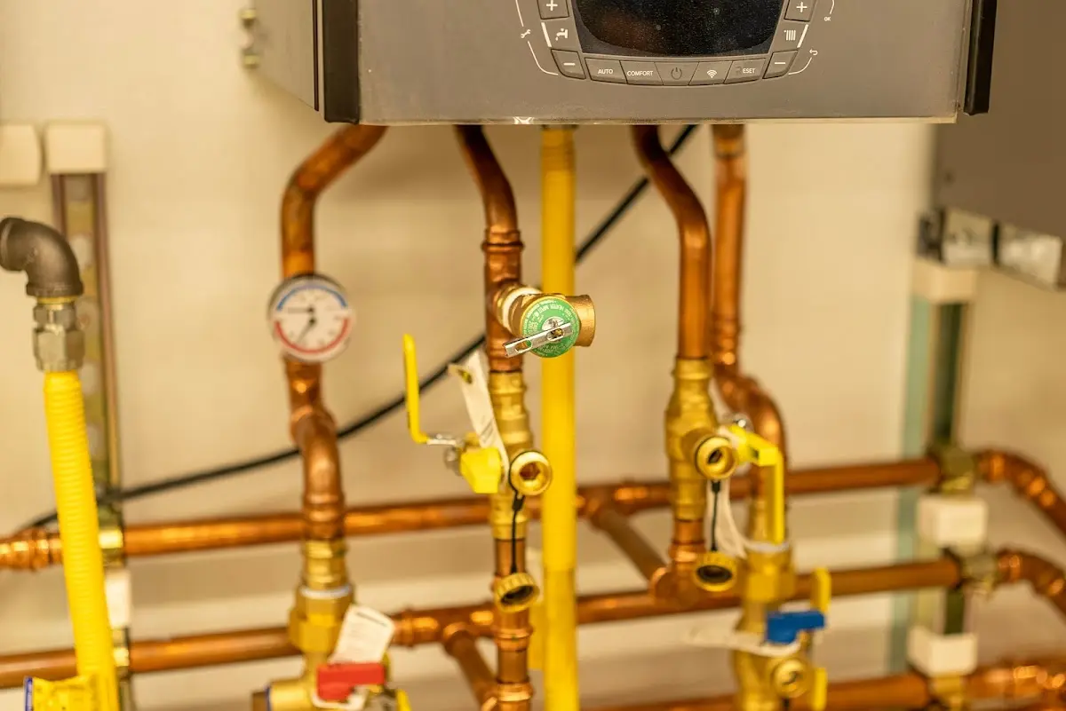 Licensed technician providing Pipe Repair for a homeowner in Carney